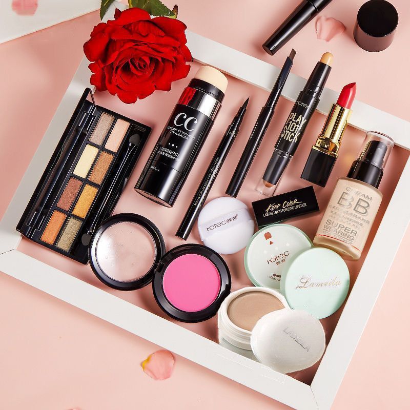 警惕隐藏的健康隐患 过期化妆品与计生用品的风险及正确处理指南